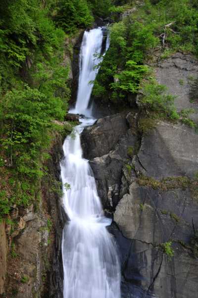 Küreklidere Şelalesi