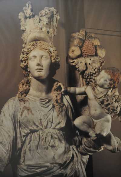 Düzce Konuralp Müzesi (Tyche Heykeli)