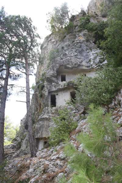 Etenna Antik Kenti Kaya Mezarları, Antalya
