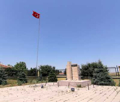 Suvermez Şehitliği