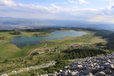 KIRKPINAR YAYLASI VE GÖL * İL KÜLTÜR VE TURİZM MÜDÜRLÜĞÜ (2006) * FOTOĞRAF : M.KEMAL KARATATAR